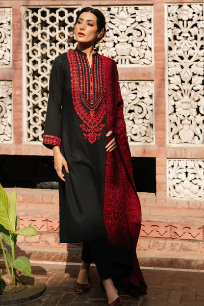 IB-72 3PC Winter Embroidered with Silk Digital Print Dupatta