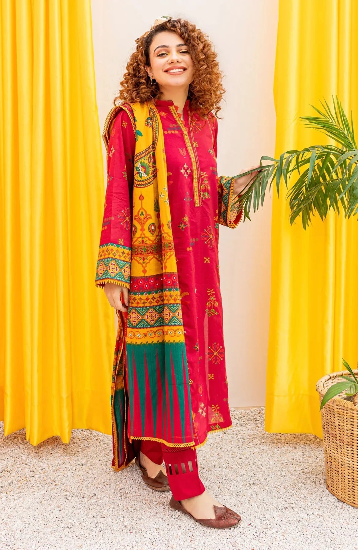 BATIK - 3PC EMBROIDERED SHIRT WITH PRINTED DUPATTA IB-2112