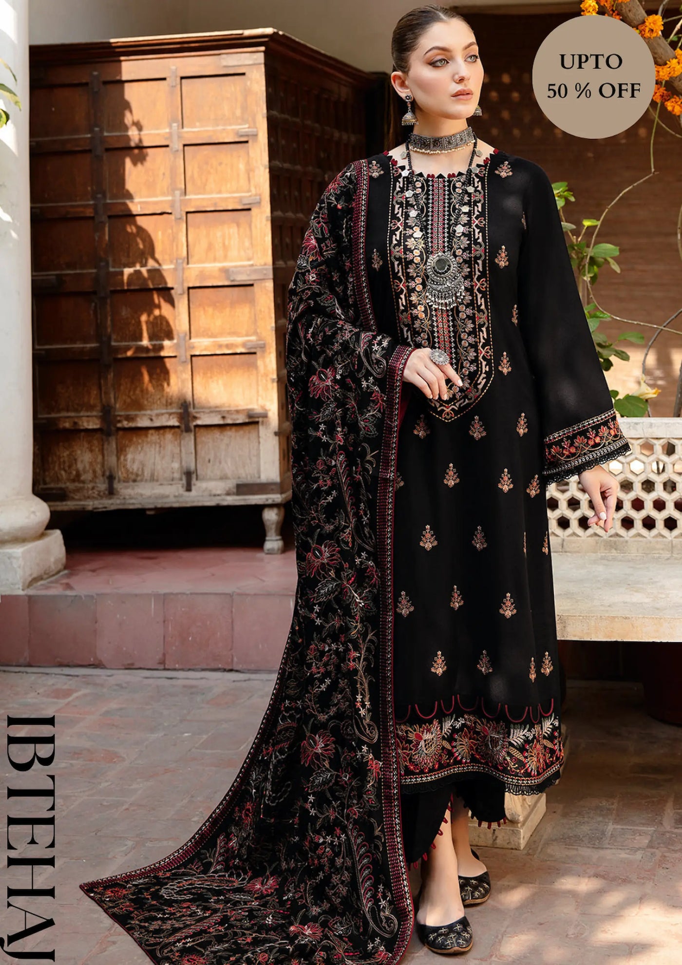 IB-0115 | 3 Piece - Unstitched Dhanak Stuff Full Embroidered Suit With Full Embroidered Shawl With Extra Patches.