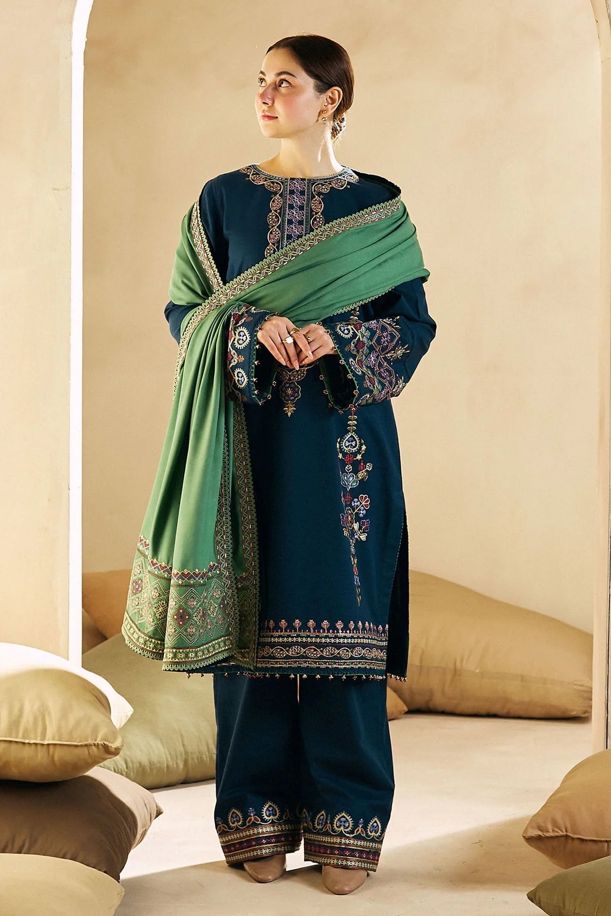 Zara Shahjahan- 3Pc Embroidered Dhanak Suit with Heavy Embroidered Dhanak Shawll-IB-3267