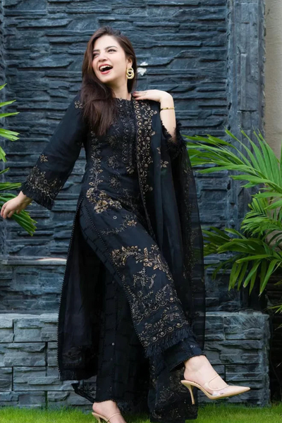 BL-40 NISA - 3PC Winter Embroidered Shirt With Chiffon Embroidered Dupatta